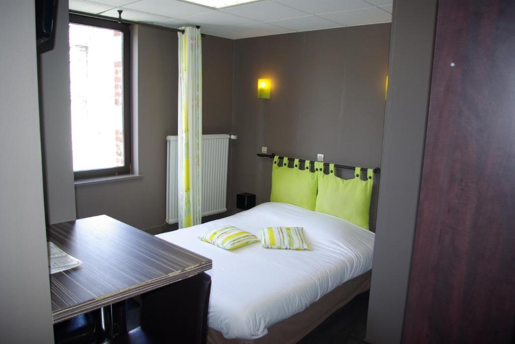 Chic'O Rail Hotel Saint-Omer  Room photo